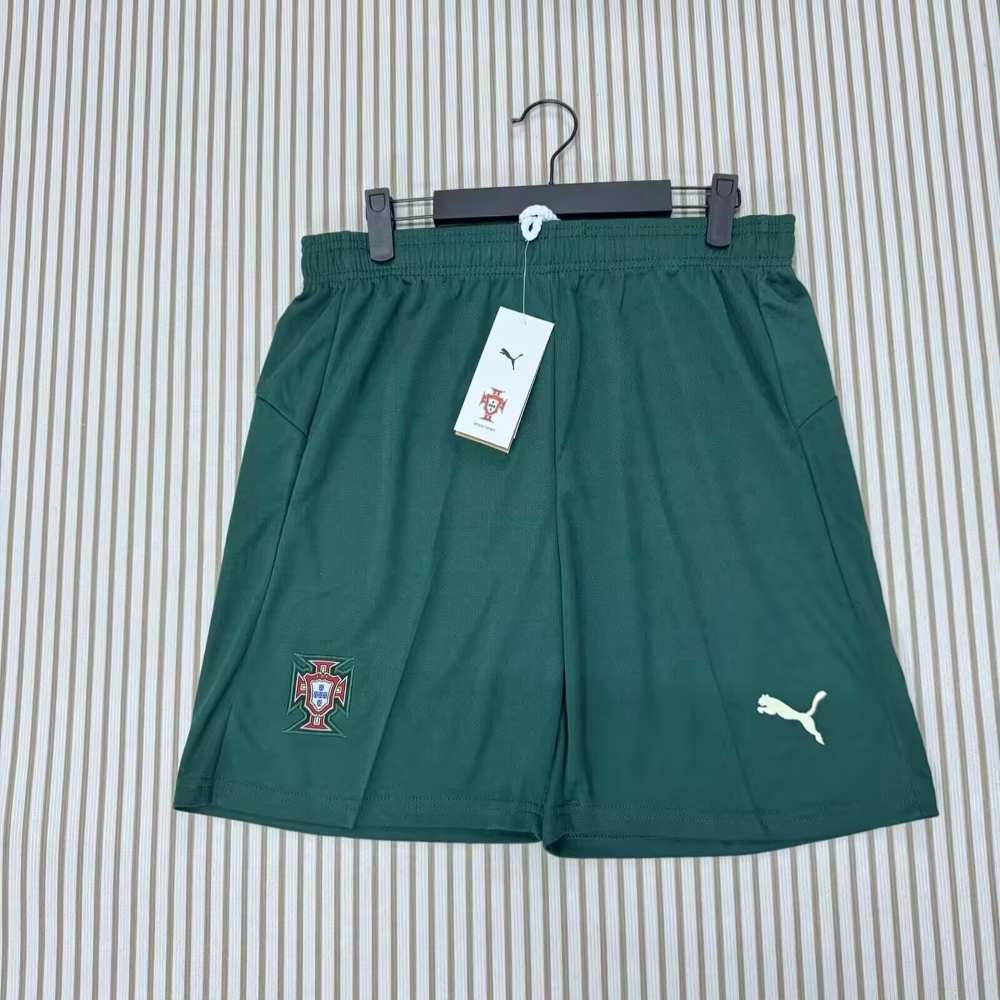 Portugal 2026 Copa Mundial de la FIFA Visitante Shorts