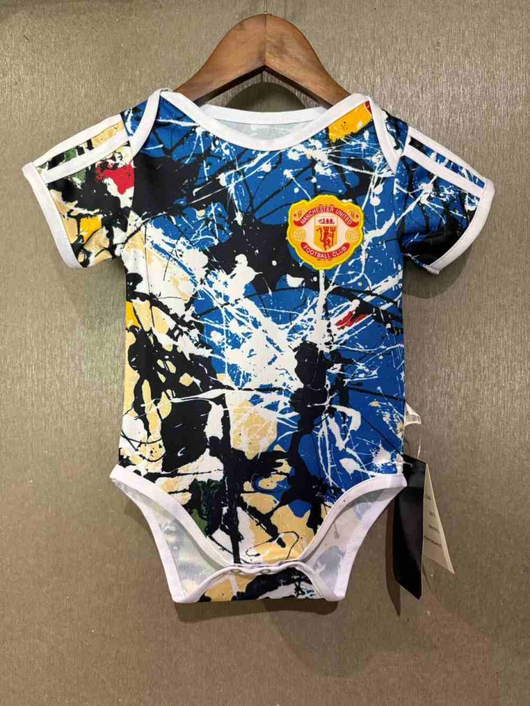 Baby Manchester United 2026-27 Marvel Romper Jersey