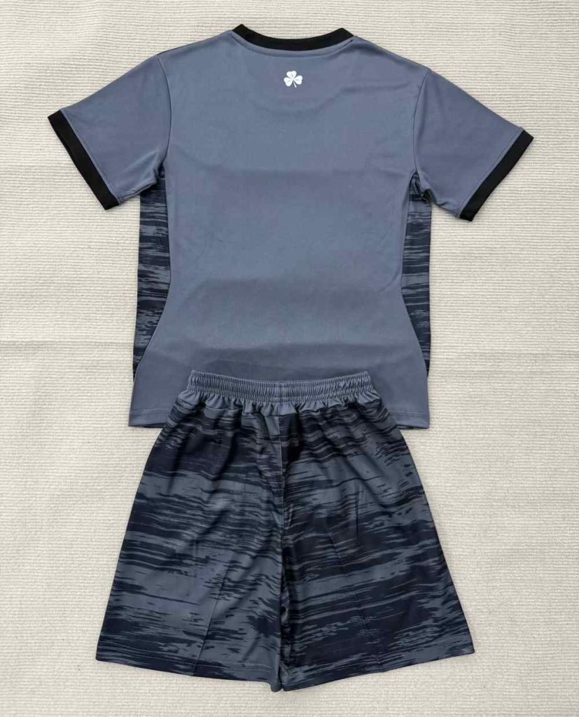 Niños Ireland 2026-27 Goalkeeper Kit