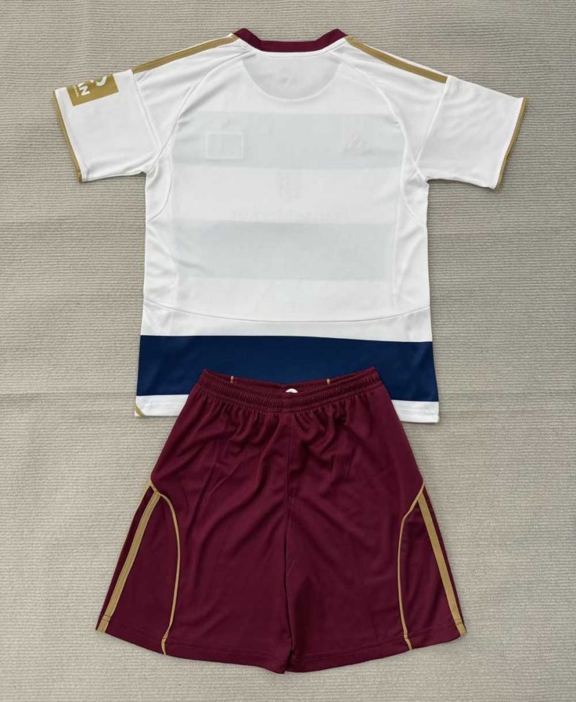 Kids Hamburger 2026-27 Special Editiony Kit