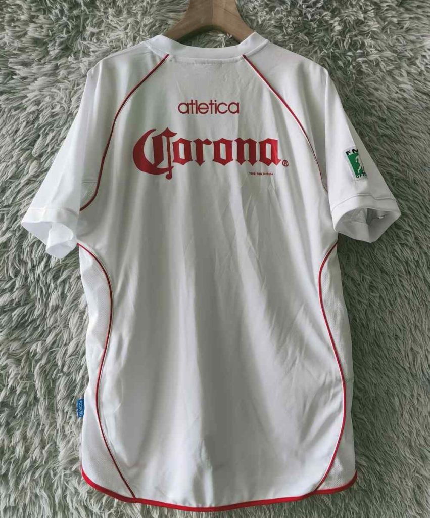 Toluca 2005-06 Away Shirt